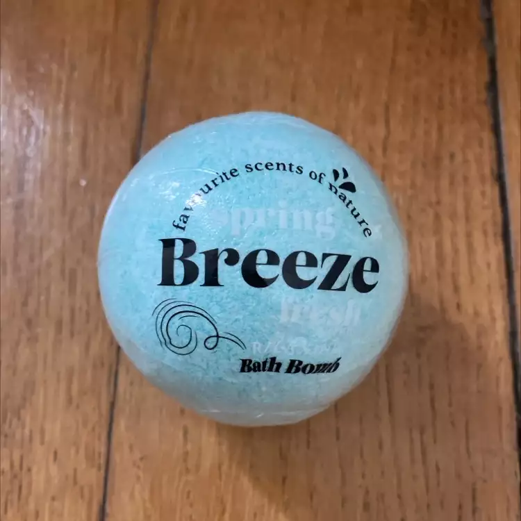 BREEZE - Bath bomb