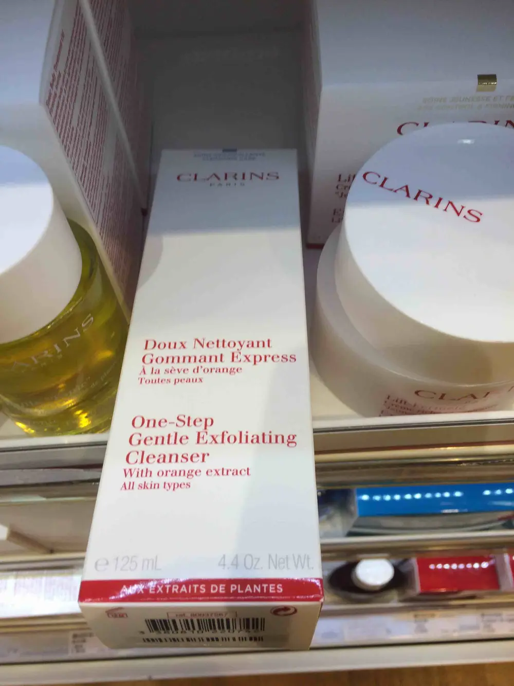 CLARINS - Doux nettoyant gommant express à la sève d'orange