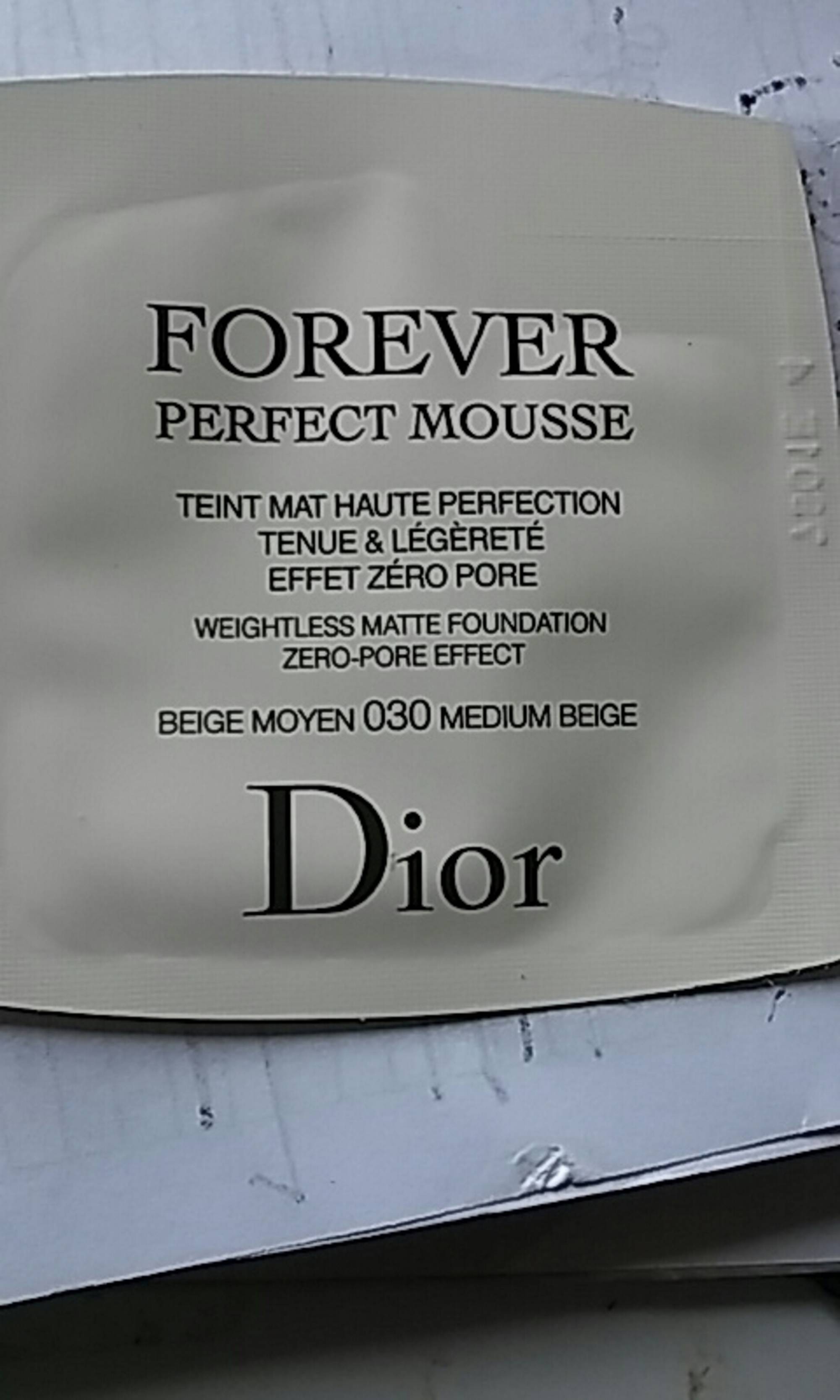 DIOR - Forever perfect mousse beige moyen 030