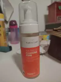 PURE & CARE - Mousse nettoyante à l'huile d'arbre à thé