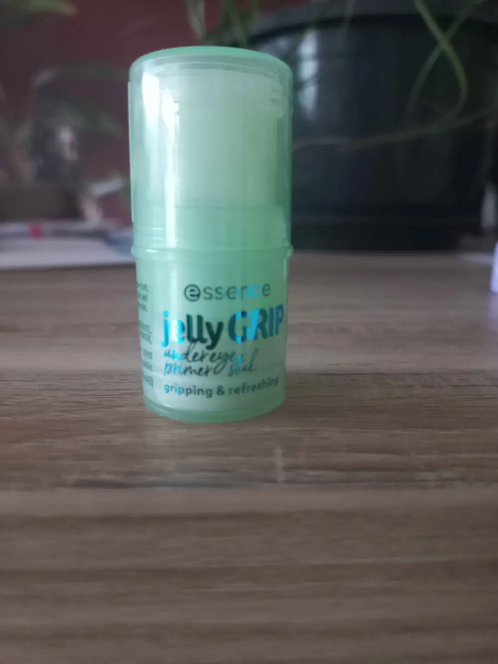 ESSENCE - Jelly grip - Under eye primer stick