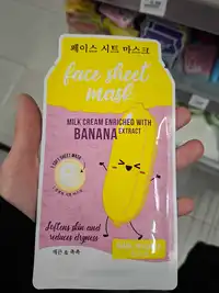 MAXBRANDS MARKETING B.V. - Face sheet mask milk cream enriched with banana