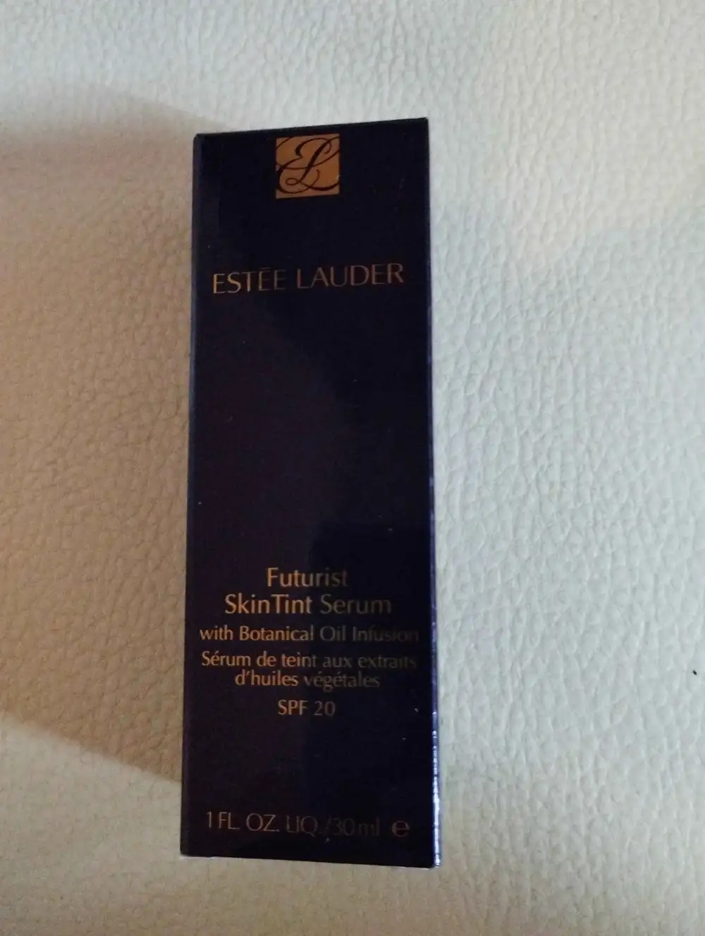 ESTEE LAUDER - Serum de teint aux extraits d'huiles végétales SPF 20