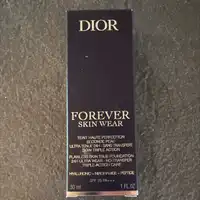 DIOR - Forever skin wear - Flawless skin true foundation