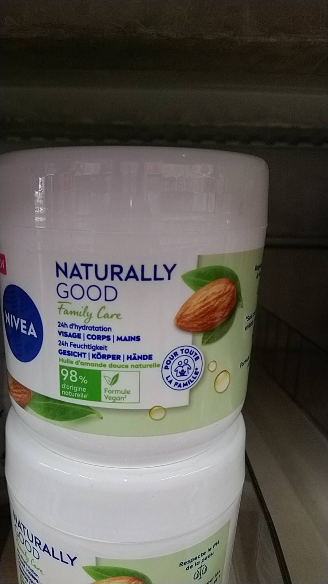 NIVEA - Naturally good - Crème family care