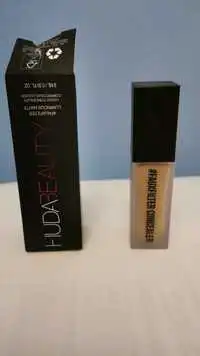 HUDA BEAUTY - Fauxfilter luminous matte - Correcteur liquide