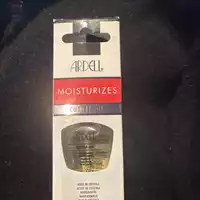 ARDELL - Cuticle oil moisturizes
