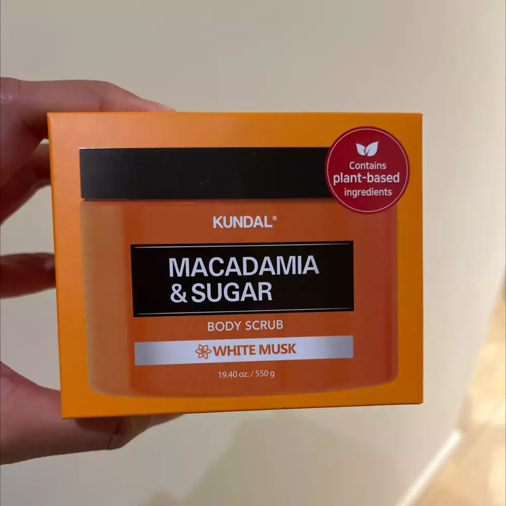 KUNDAL - Macadamia & sugar - Body scrub white musk