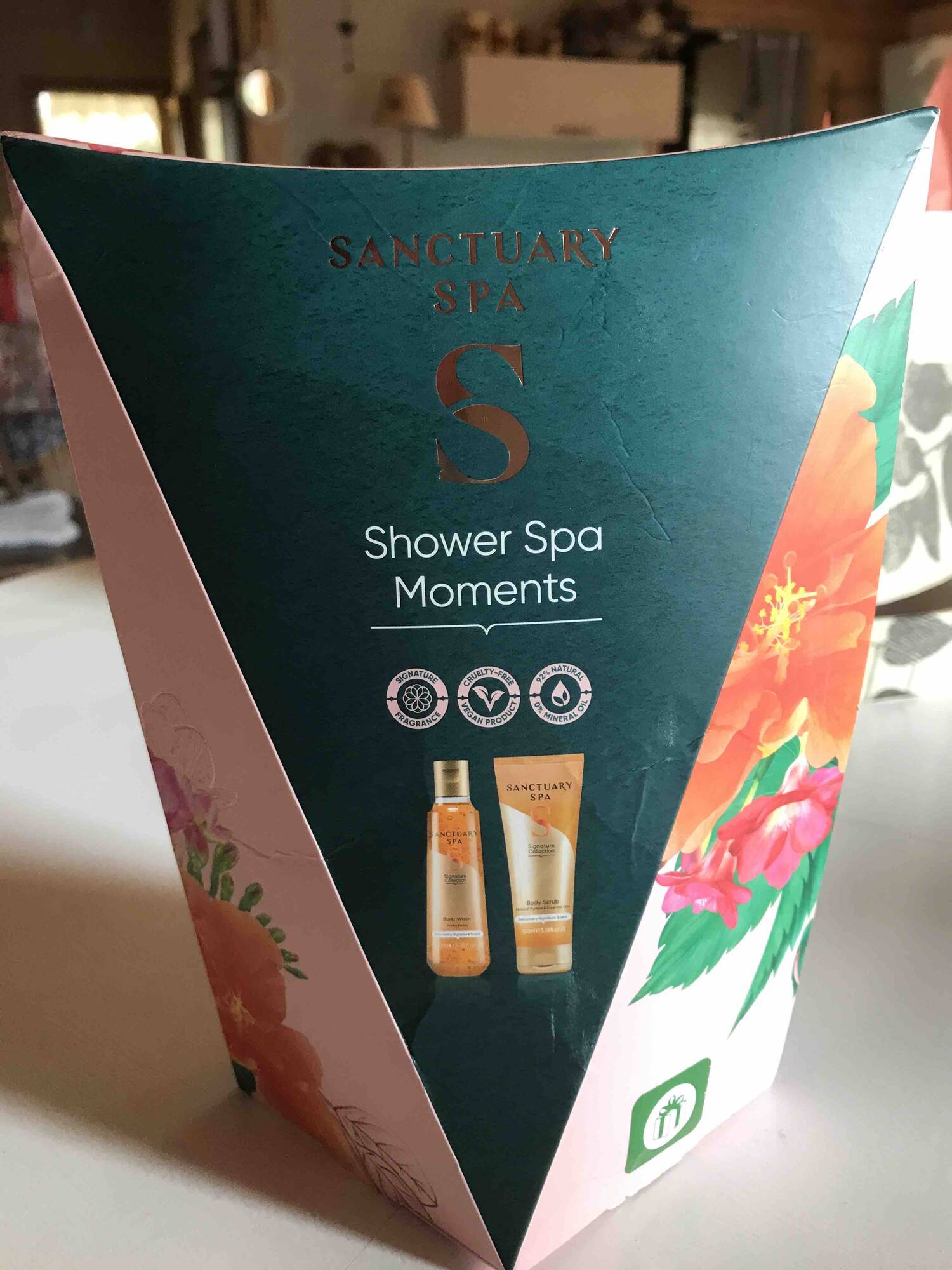 SANCTUARY SPA - Shower spa moments - Body wash and body scrub