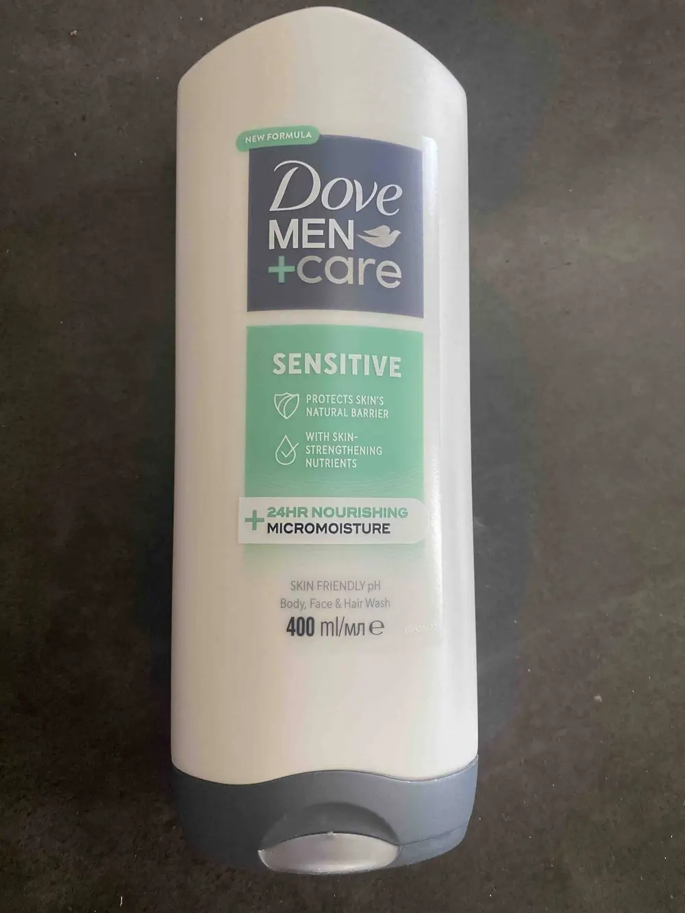 DOVE MEN+CARE - Sensitive protects skin's natural barrier