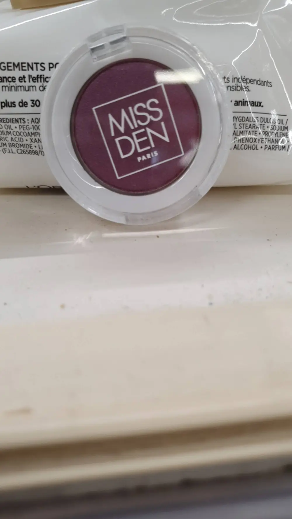 MISS DEN PARIS - Fonds de teint