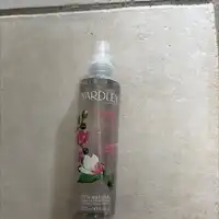 YARDLEY - English rose - Brume hydratante pour le corps