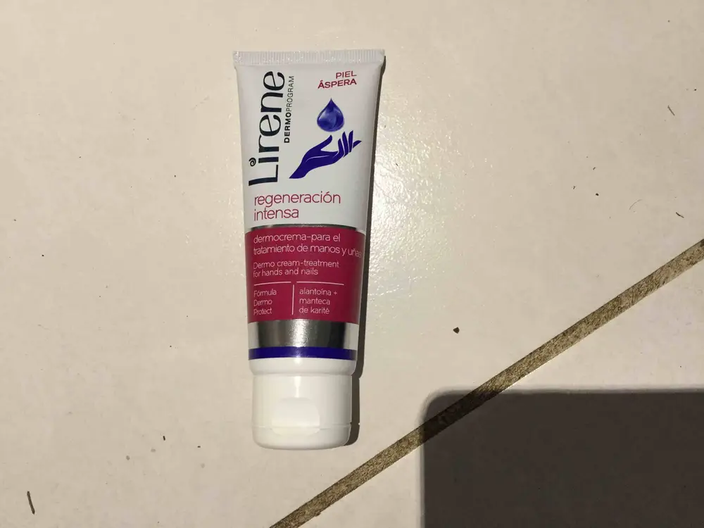 LIRENE - Reparación intensa - Dermo cream-treatment for hands and nails