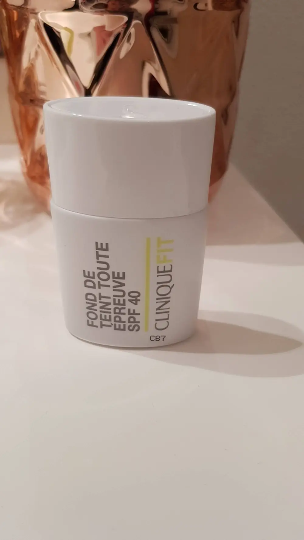 CLINIQUE - Clinique Fit - Fond de teint toute épreuve SPF 40