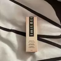 IMIT8TION - Beauty lip gloss 