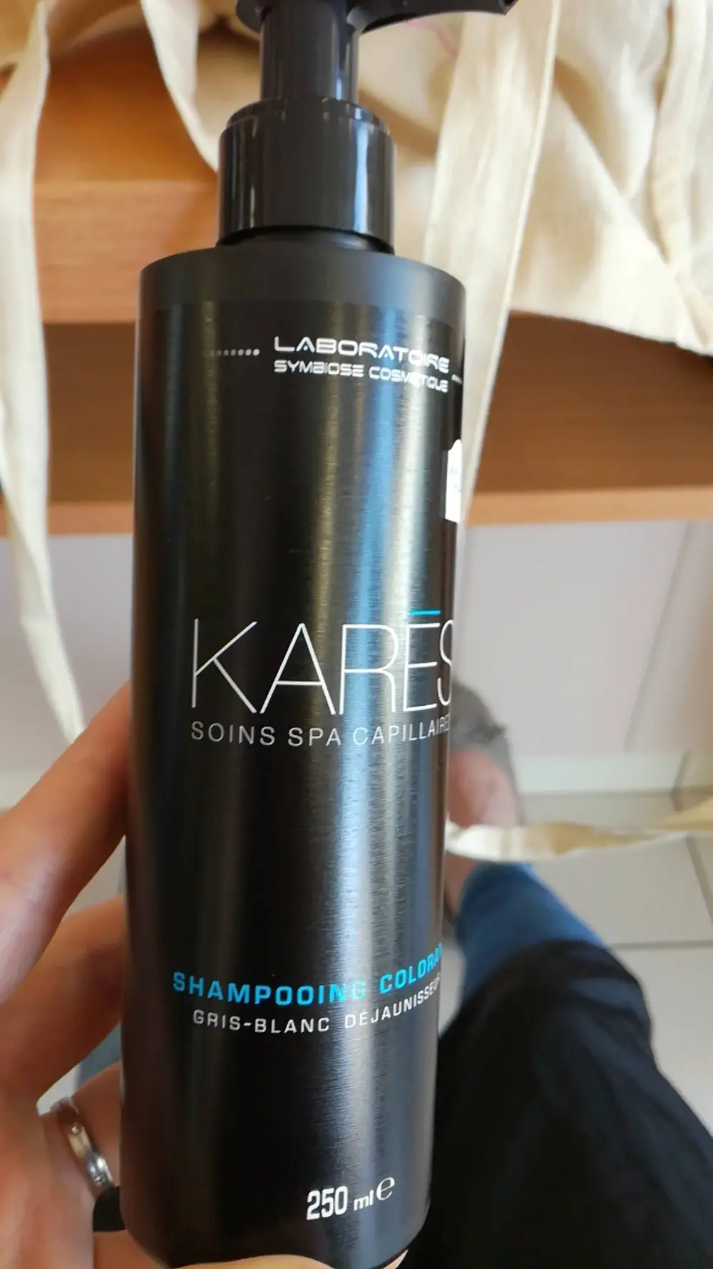 LABORATOIRE SYMBIOSE COSMÉTIQUE - Karés - Shampooing colorant gris-blanc
