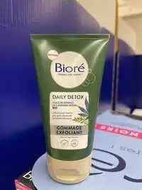 BIORÉ - Daily detox - Gommage exfoliant