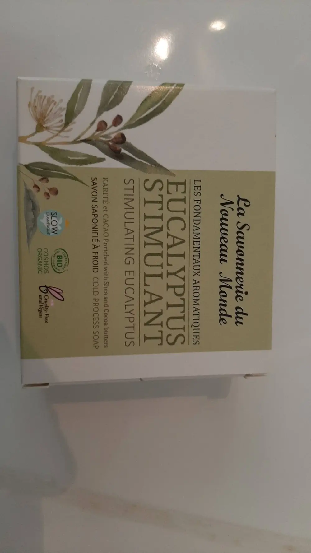 LA SAVONNERIE DU NOUVEAU MONDE - Eucalyptus stimulant - Savon saponifié à froid