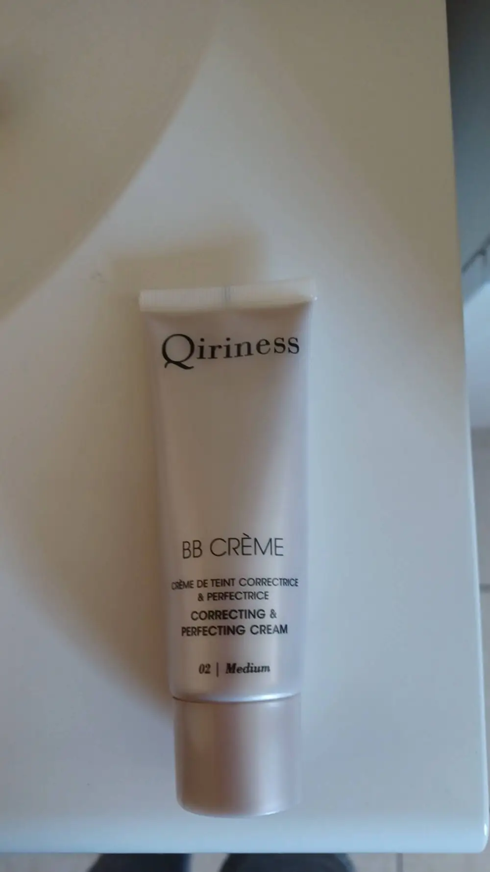 QIRINESS - BB crème de teint correctrice & perfectrice 02 medium