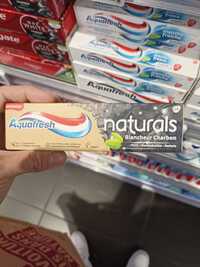 AQUAFRESH - Naturals - Dentifrice blancheur charbon