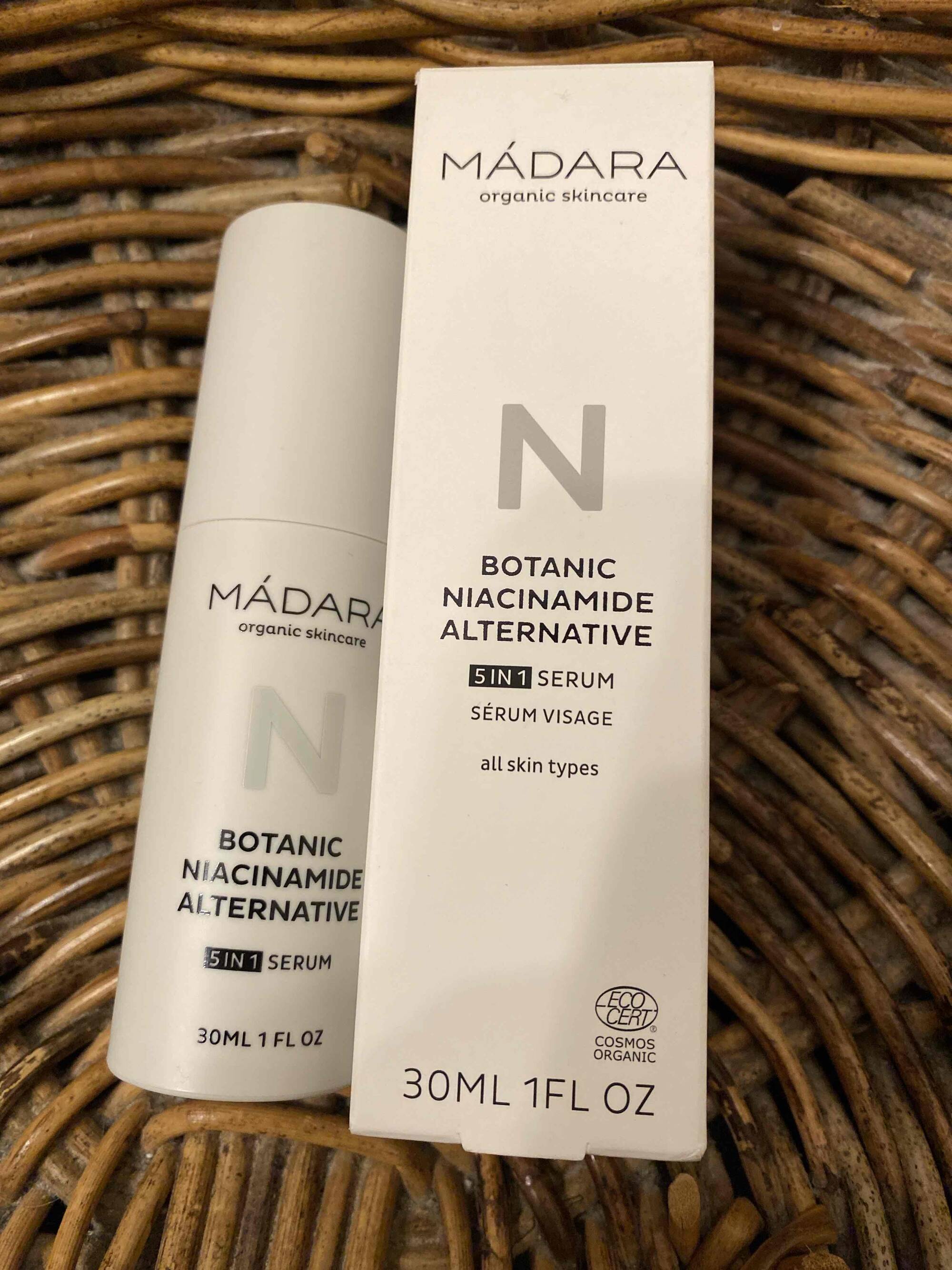 MÁDARA - Botanic niacinamide alternative - Sérum visage