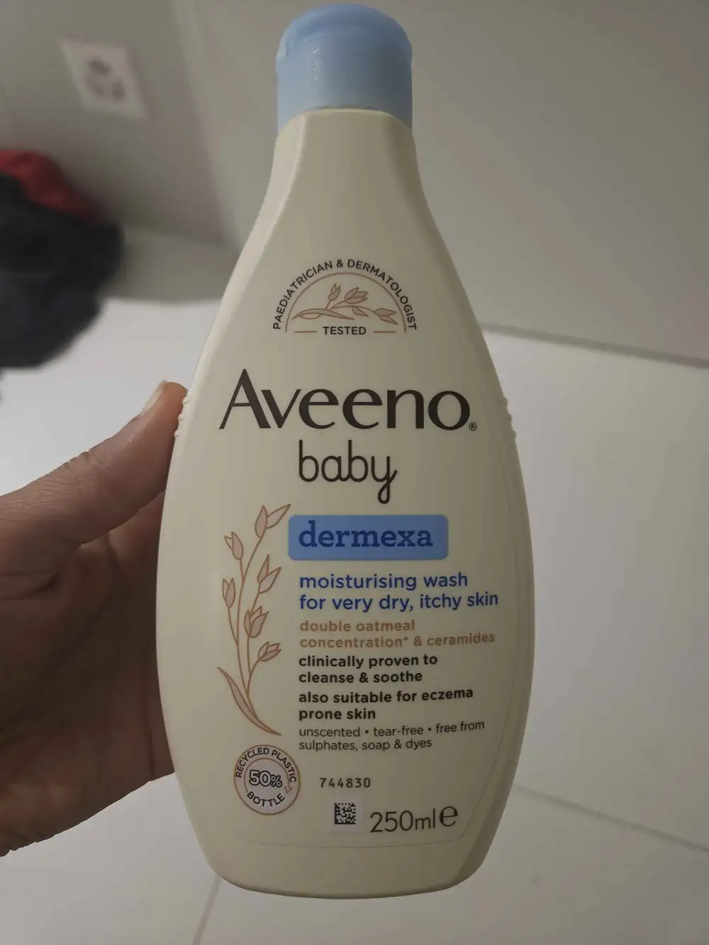 AVEENO - Baby dermaxa - Moisturising wash
