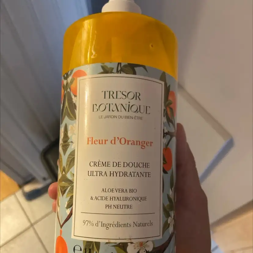 TRÉSOR BOTANIQUE - Fleur d’oranger - Crème de douche ultra hydratante