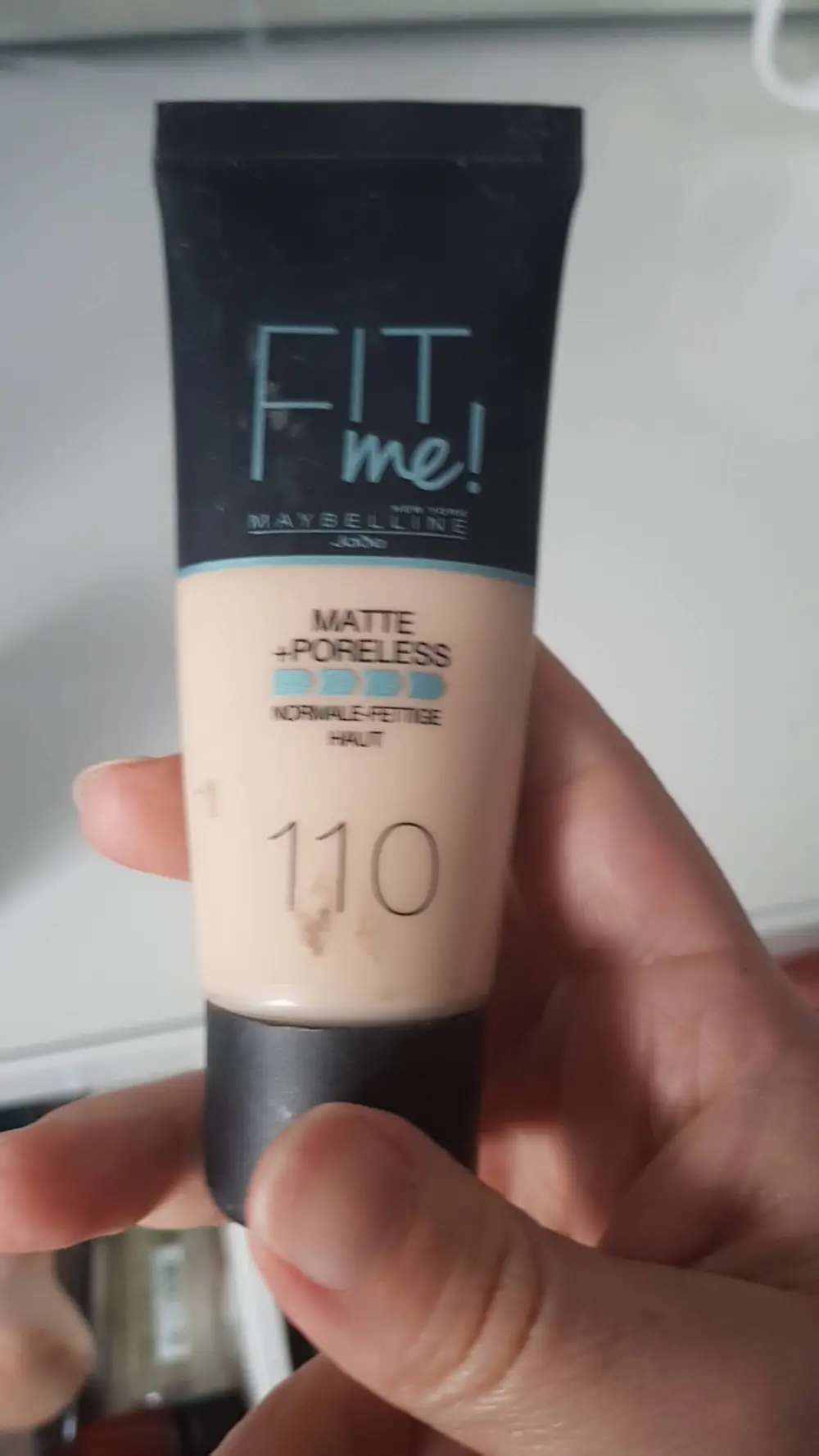 MAYBELLINE NEW YORK - Fit me ! - Matte + poreless 110