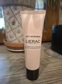 LIÉRAC - La crème cou et décolleté 