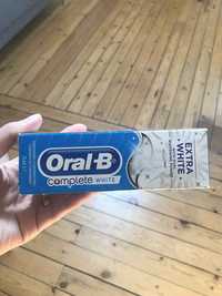 ORAL-B - Extra white complete white - Fluortandpasta