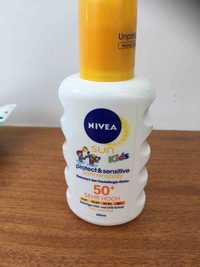 NIVEA - Sun kids protect & sensitive sonnenspray SPF 50+