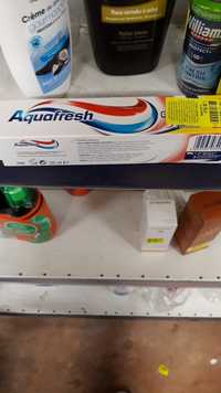 AQUAFRESH - Fluoride toothpaste