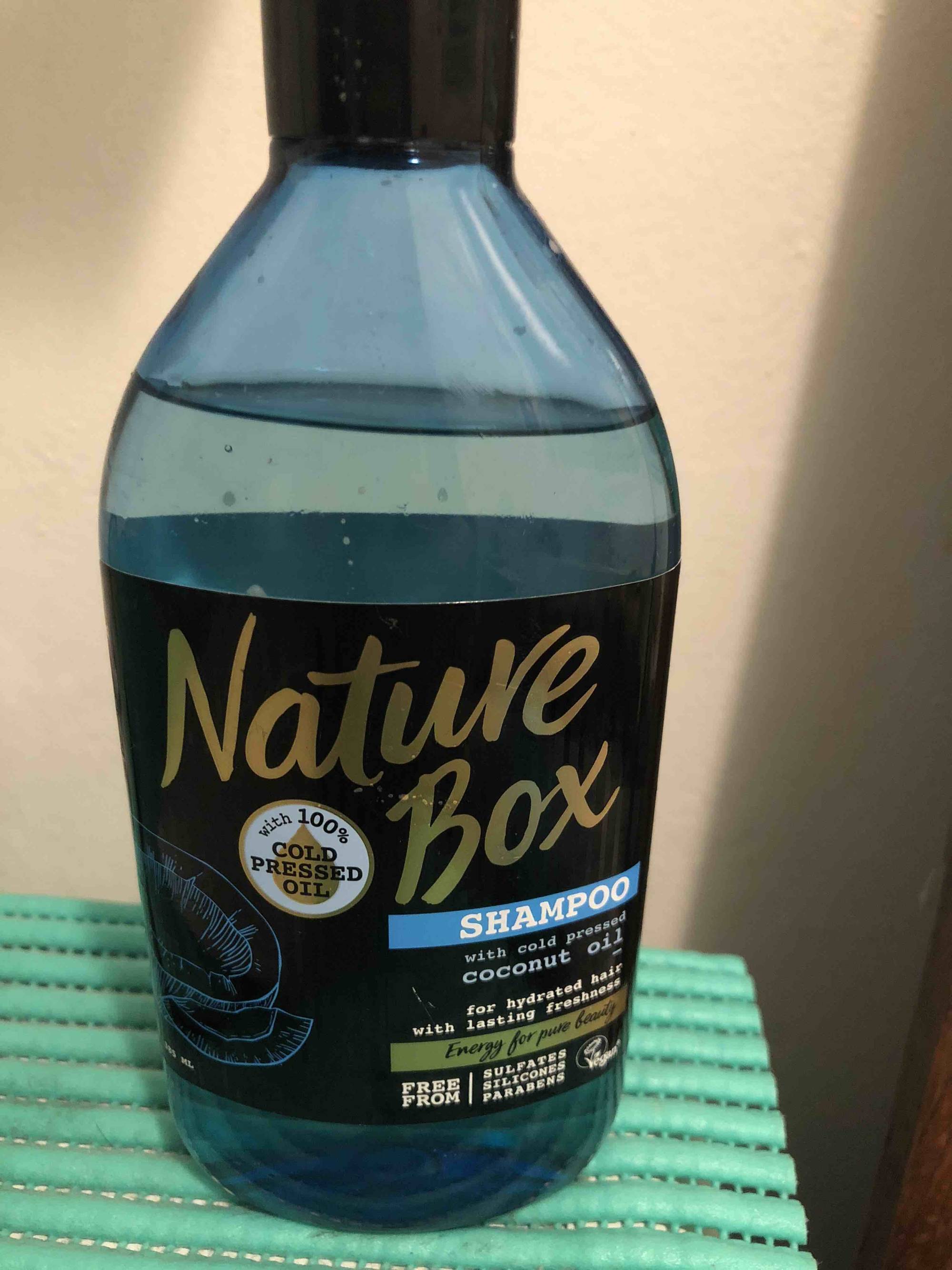 NATURE BOX - Shampoo with cold pressed coconut oil
