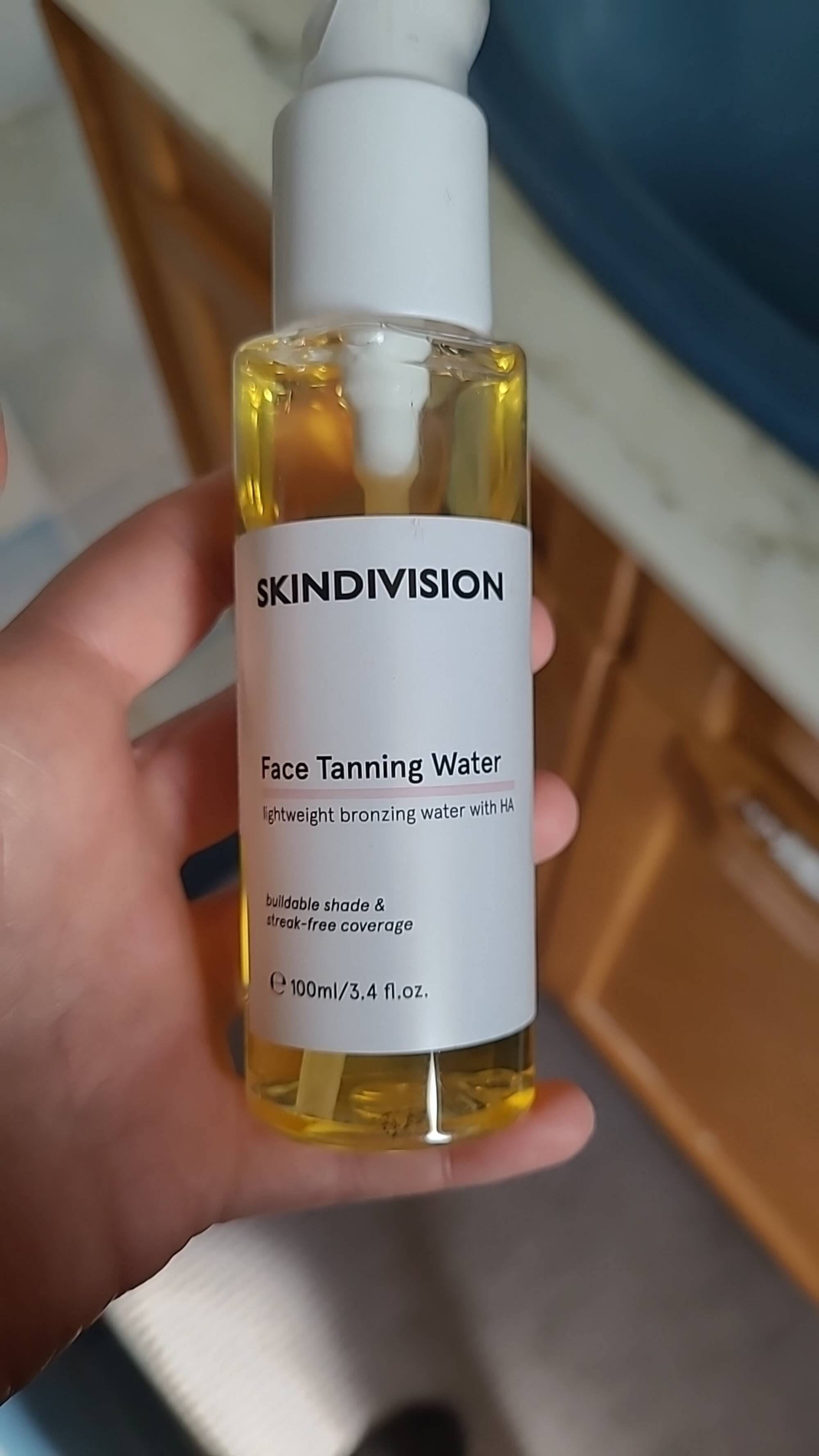SKINDIVISION - Face tanning water