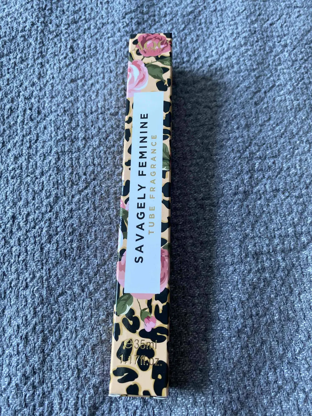 AQC FRAGRANCES - Savagely feminine- tube fragrance