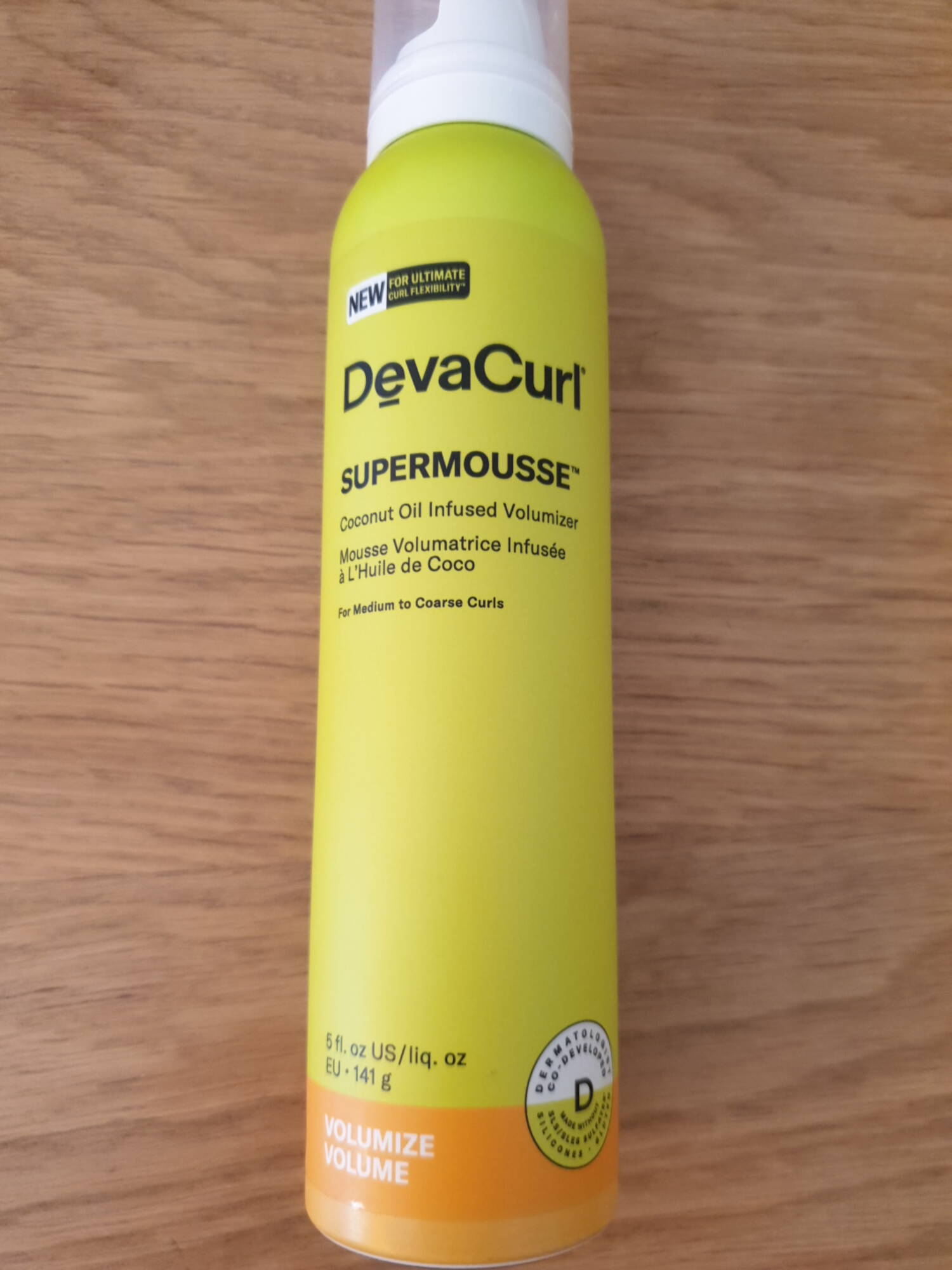 DEVACURL - Supermousse - Mousse volumatrice infusée à l'huile de coco