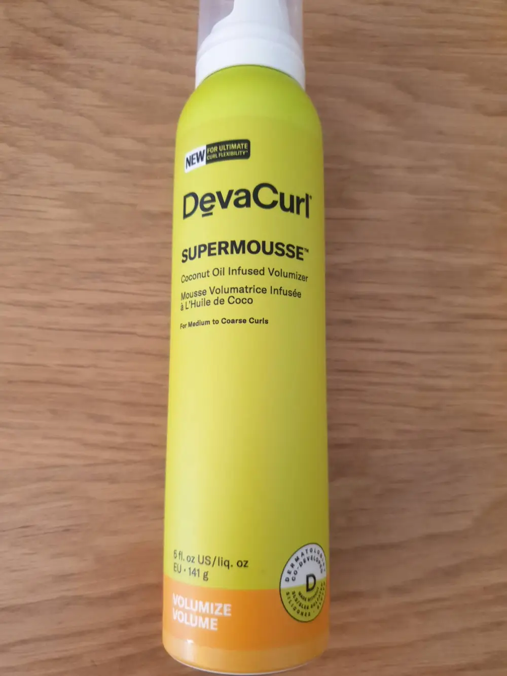 DEVACURL - Supermousse - Mousse volumatrice infusée à l'huile de coco