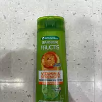 GARNIER - Fructis vitamin & strenght - Reinforcing shampoo