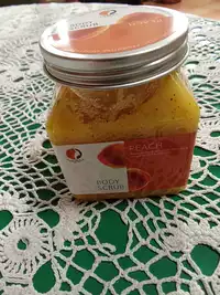 NEBULA - Body scrub peach