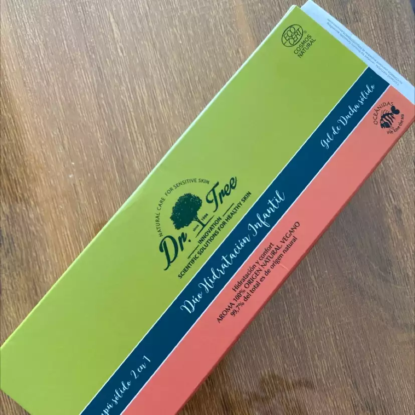 DR. TREE - Shampooing et gel douche solide