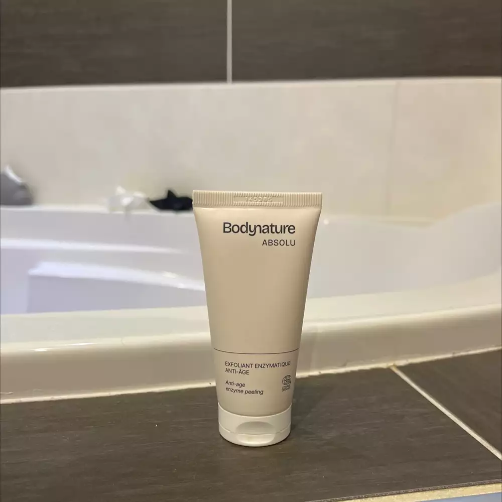 BODY NATURE - Exfoliant enzymatique anti-âge