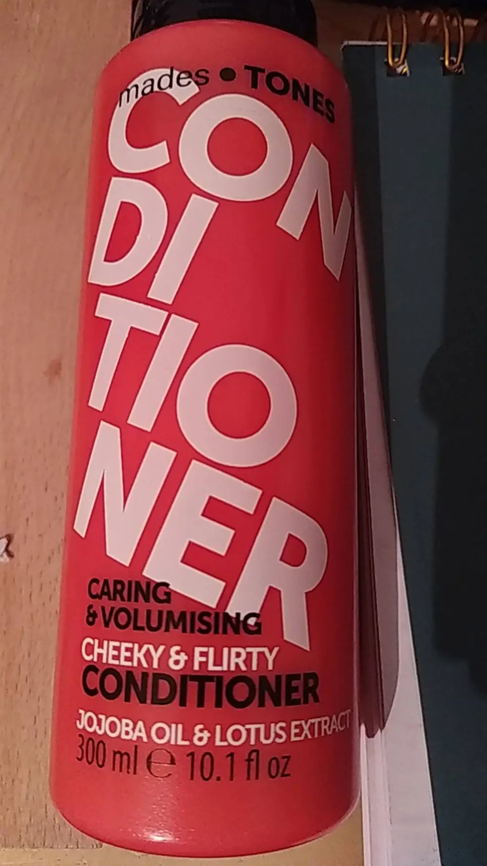 MADES COSMETICS - Cheeky & Flirty - Conditioner