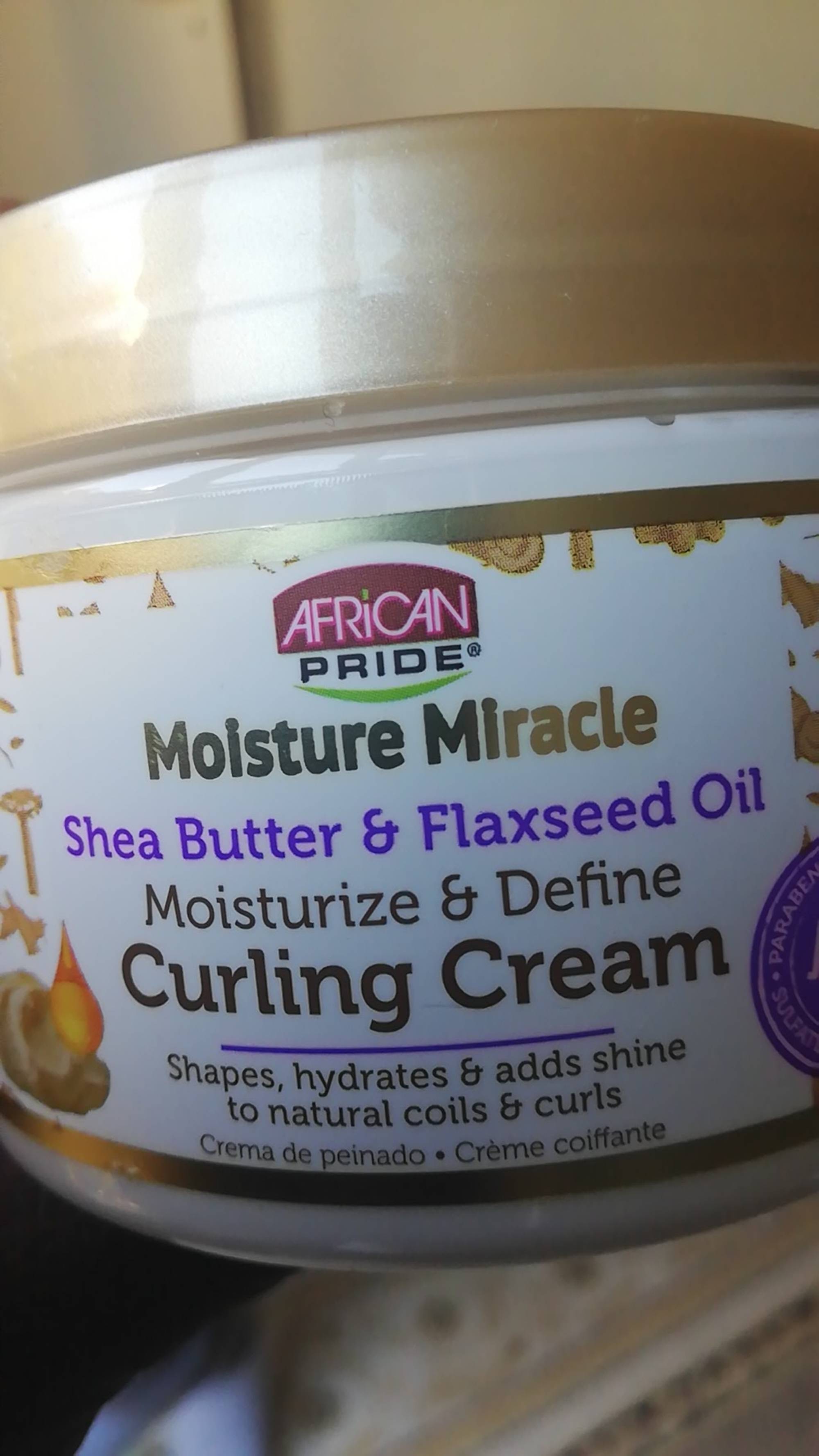 AFRICAN PRIDE - Moisture miracle - Crème coiffante shea butter & define 