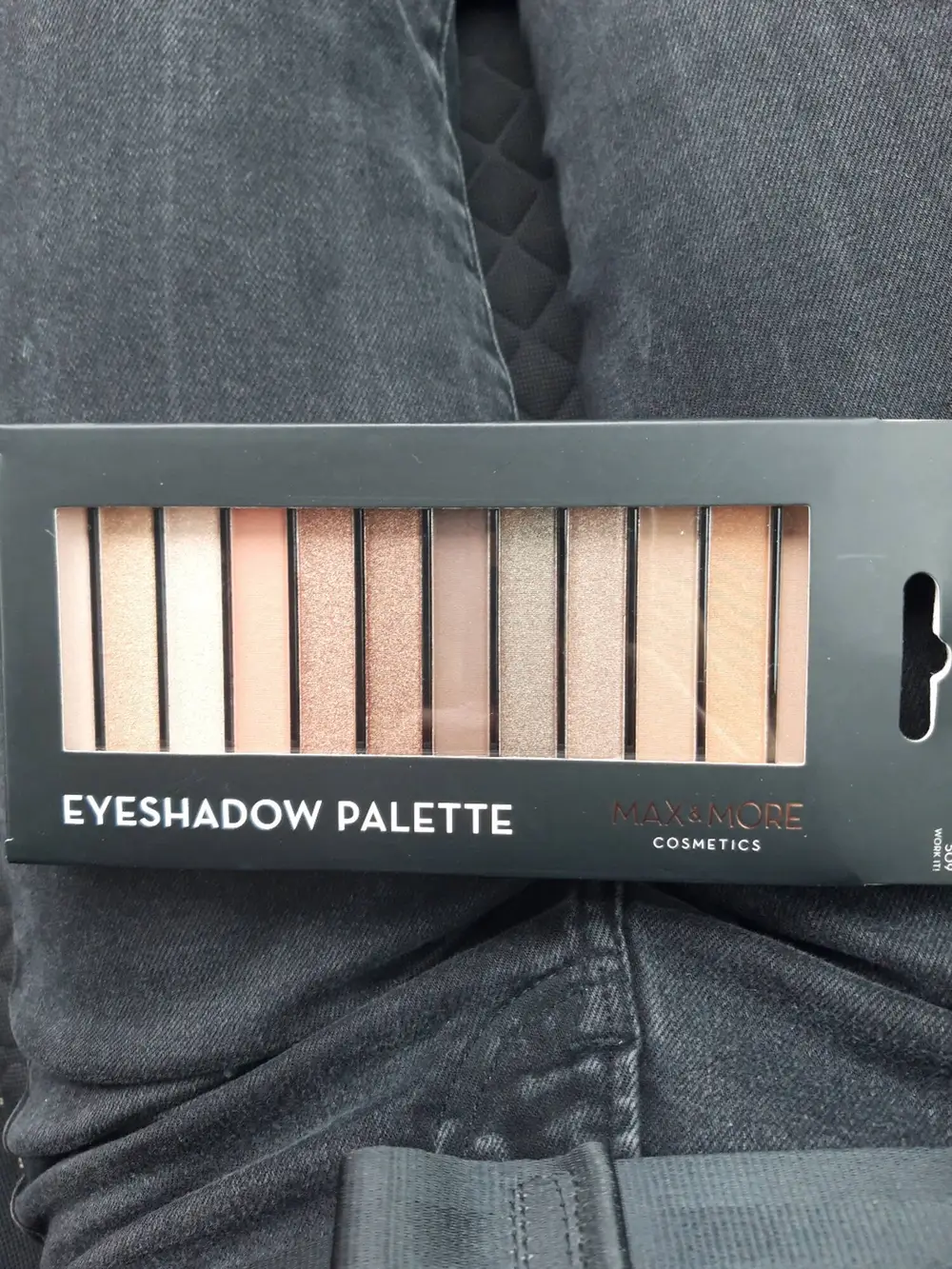 MAX & MORE - Eyeshadow palette