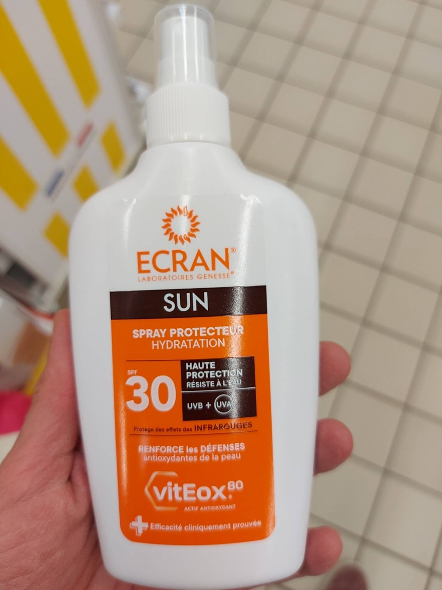 ECRAN - SUN - Spray protecteur hydratation SPF 30