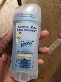 SECRET - Notes of vanilla - Désodorisant en bâton sec