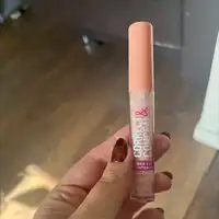 ESSENCE - Correct & conceal - Concealer light