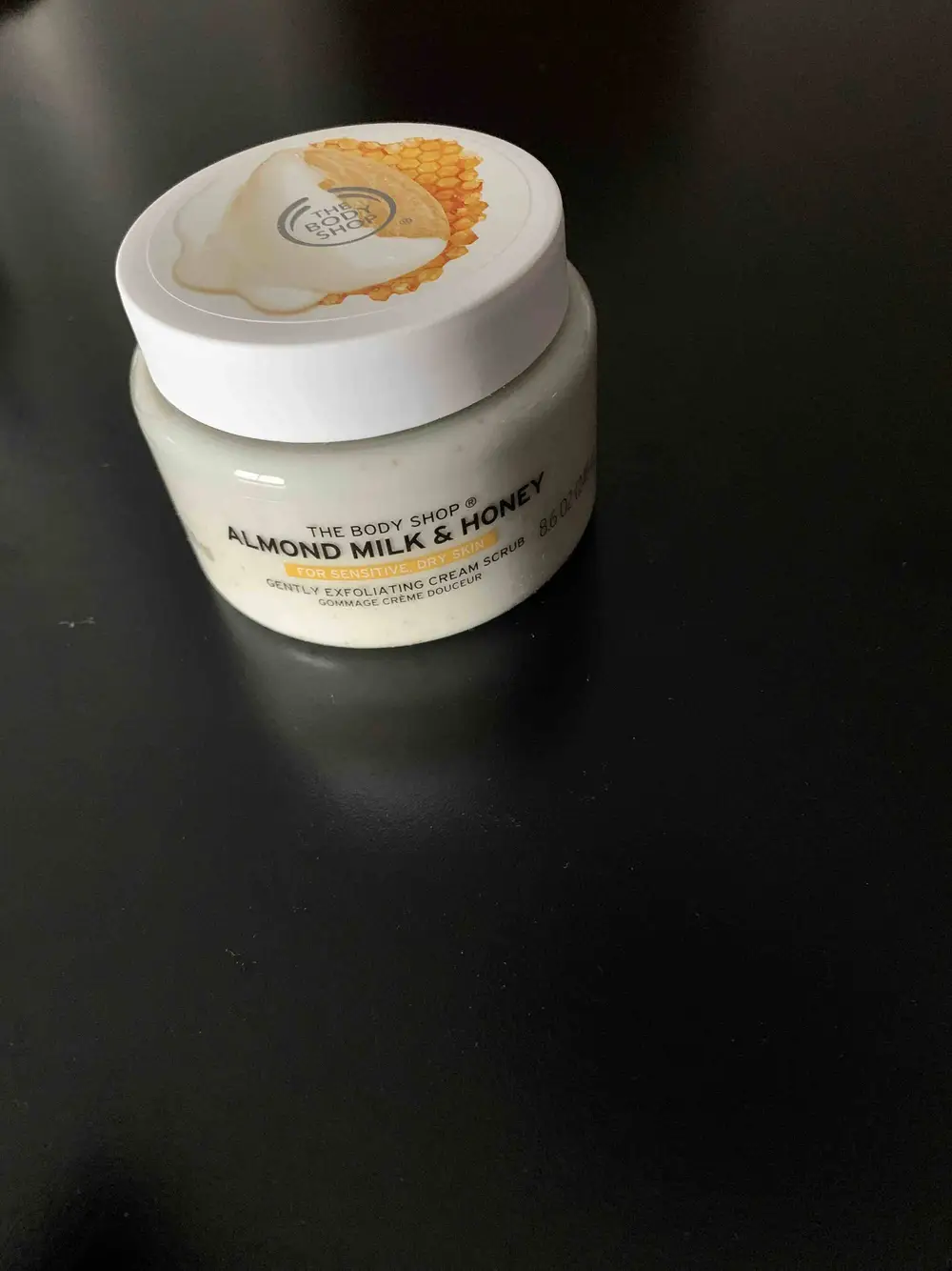 THE BODY SHOP - Almond milk & honey - Gommage crème douceur