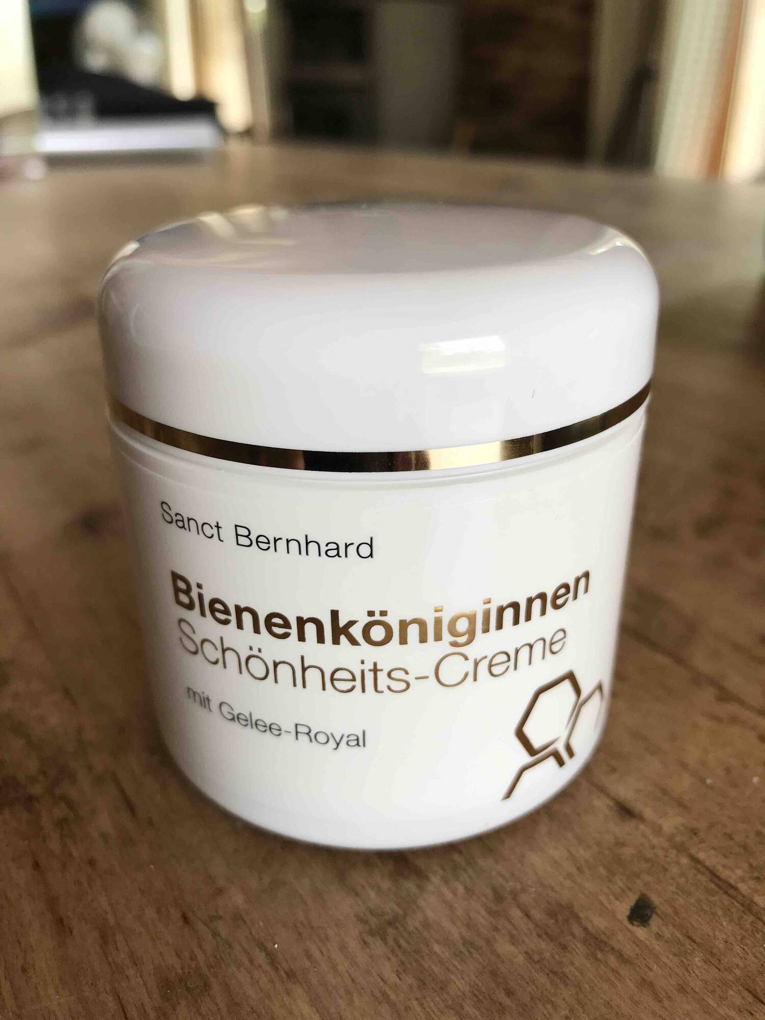 SANCT BERNHARD - Bienenköniginnen - Schönheits-creme mit gelee-royal
