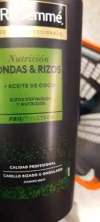 TRESEMMÉ - Nutrición ondas & rizos - Champú